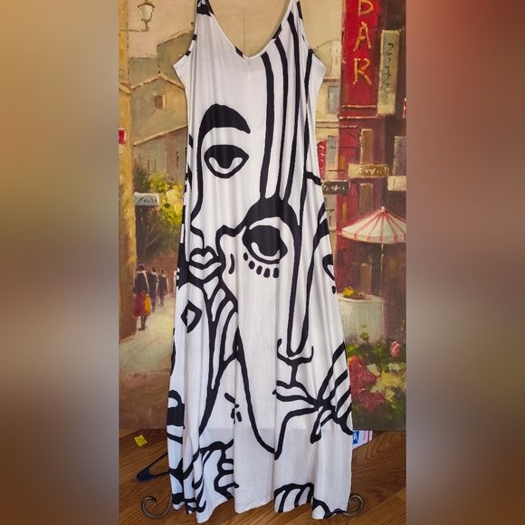 MISSLOOK Dresses & Skirts - Abstract Black and White Dress